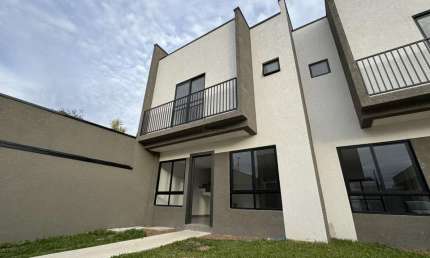 Triplex novo em condomínio no Bairro Xaxim com 151m², 3 quartos ( sendo 1 suíte ampla com sacada ) e vaga para 1 carro, Xaxim, Curitiba - PR