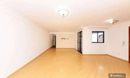 Apartamento semi-mobiliado no Bairro Boa Vista com 131m², 3 quartos e 1 vaga de garagem - Boa vista - Curitiba - PR