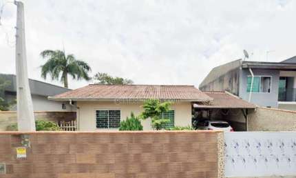 Casa 2 quartos com Piscina no Bairro Sta Regina em  Camboriú