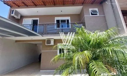 Sobrado Triplex | 3 Dormitórios | Suíte | 4 Vagas | 190m² privativos | Fazendinha