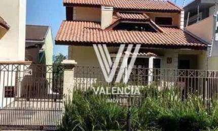 Casa de Rua | 4 Dorms | 245m² priv | 4 vagas | Tarumã - CURITIBA/PR