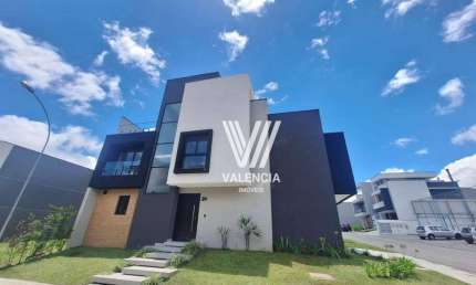 Sobrado em Condominio | 3 Dorms | 243m² priv | 2 Vagas | Santa Candida - Curitiba/PR