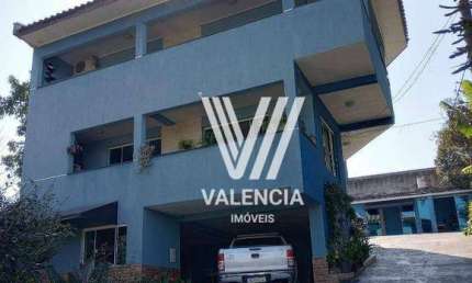 Sobrado de Rua  | 4dorms | 4 vagas | 450m² | Santa Fé - Campina Grande do Sul/PR