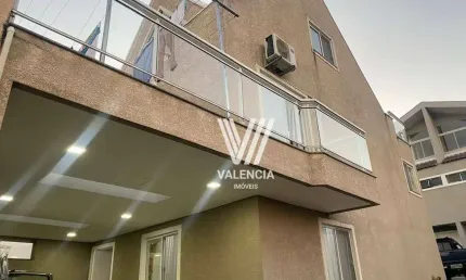 Sobrado de Rua | 4 Dorms | 220m² | 1 vaga | Bairro Alto - Curitiba/PR