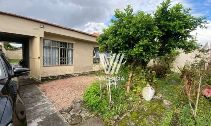 Casa Terrea | 3 Dorms | 4 Vagas | 243m² | Capão Raso - Curitiba