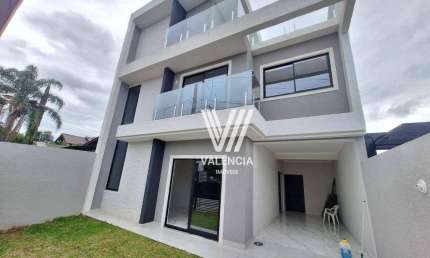 Sobrado de Rua | 3 Dorms | 2 Vagas | 160m² | Pinheirinho - Curitiba/PR
