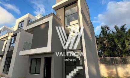 Sobrado em Condominio | 3 Dorms | 2 Vagas | 132m² | Uberaba - Curitiba/PR