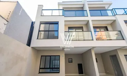 Sobrado em Condominio | 3 Dorms | 2 Vagas | 128m² | Jardim das Americas - Curitiba/PR