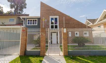 Sobrado | 3 Dorm | 1 Suite |  | 340m² priv | Santa Felicidade - Curitiba/PR