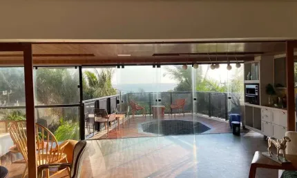Apartamento de Alto Padrão à Venda em Ponta do Farol - 4 Suítes - Vista Mar