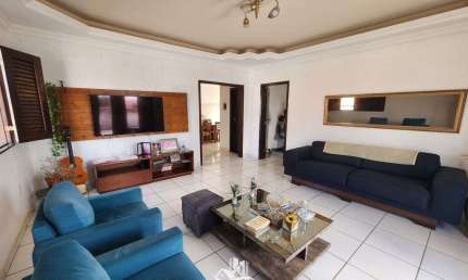 Casa à Venda em Ipase de Cima - 4 quartos - Nascente - Amplo Quintal