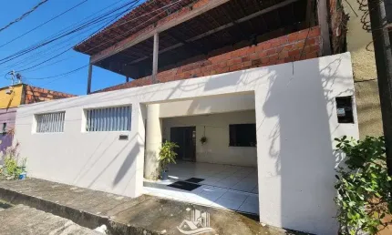 Oportunidade - Casa à Venda no Parque Sabiá - 3 quartos - Amplo Quintal