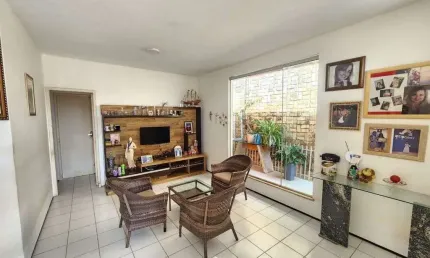 Casa em condomínio à Venda em Jardim Eldorado - 3 quartos - Ampla Sala