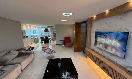 Apartamento a Venda em Calhau - Vitral do Calhau - 4 quartos - 175m² - Reformado