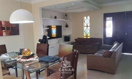 Casa a Venda em Ipase de Cima - 3 quartos Sendo 2 Suítes - Piso no Porcelanatoo