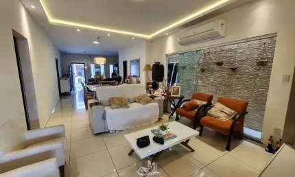 Maravilhosa casa a venda no vinhais - 3 quartos - reformada - energia solar