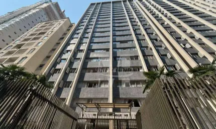 Batel, ao lado praça do japão. com 160m2 área útil ensolarado 02 vagas livres com armários face norte