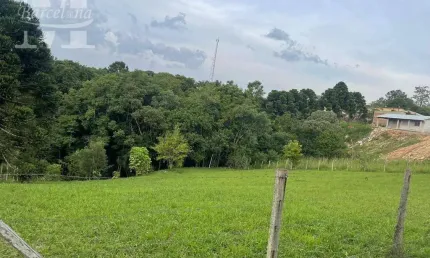 Terreno em campo magro plano com 2000 m2 excelente localização juntinho de santa felicidade