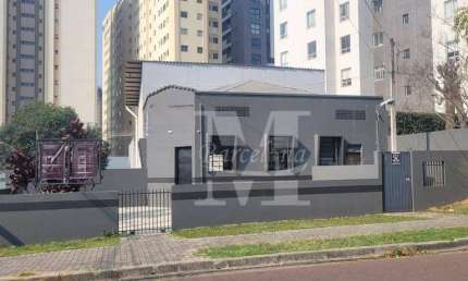 TERRENO ESTRUTURAL ÁREA NOBRE DO CRISTO REI DE ESQUINA 15X30 ENTRE AVENIDA NOSSA SENHORA DA LUZ E JARDIM BOTÂNICO.