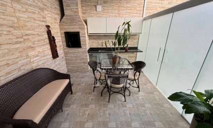 MARAVILHOSO SOBRADO ALTO PADRÃO COM 210M2 ESQUINA COM JOÃO DOETZER SEMI MOBILIADO ESTUDA PERMUTA POR APARTAMENTO PRÓX AO SHOPPING JARDIM DAS AMÉRICAS.