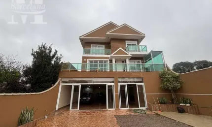 Casa residencial/comercial. terreno com 540 m². rebouças. 15 vagas de garagem. 3 suítes
