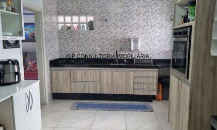 Casa à venda em Indaiatuba-SP, Jardim dos Colibris: 3 quartos, 1 suíte, 1 sala, 2 banheiros, 3 vagas, 133m². Imperdível!