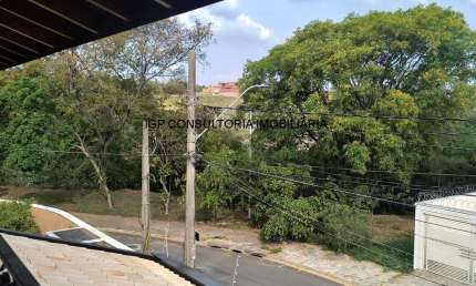 Imperdível casa à venda em Indaiatuba-SP, no Jardim Regente: 4 quartos, 2 suítes, 3 salas, 2 vagas, 229,38 m².