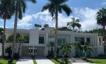 Casa em condomínio para venda ou locação em Riviera de São Lourenço