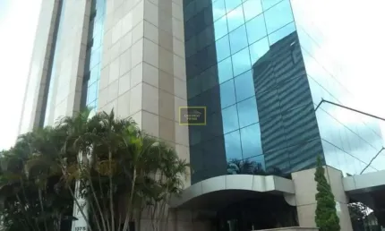 Sala comercial com 30 salas para alugar na Avenida Eusébio Matoso, 1375, Pinheiros, São Paulo