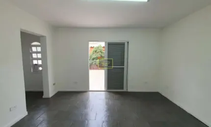 Casa comercial com 4 salas para alugar na Rua Professor Gonzaga Duque, 163, Pompéia, São Paulo