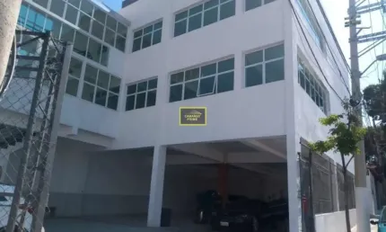 Prédio comercial para venda ou locação no Jardim Dom Bosco