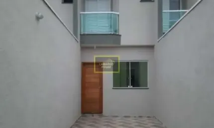Sobrado com 02 dormitórios para venda na vila araguaia