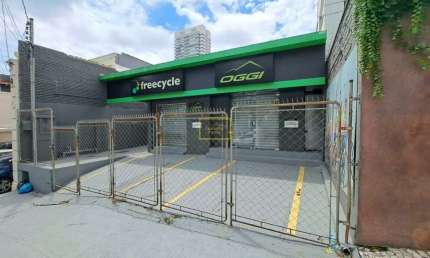 Imóvel comercial bem localizado, rua de movimento, próximo da rua Fidalga