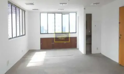 Sala comercial para alugar na Rua Vieira de Morais, 420, Campo Belo, São Paulo