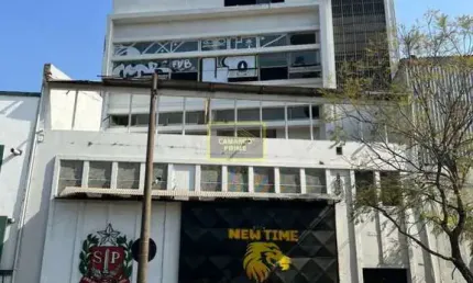 Barracão / Galpão / Depósito com 3 salas para alugar na Avenida Presidente Wilson, 5754, Vila Independência, São Paulo