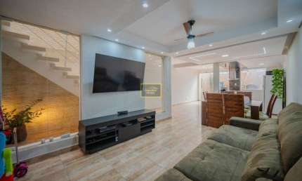 Casa com 03 Dormitórios para Venda no Jaguaribe Osasco