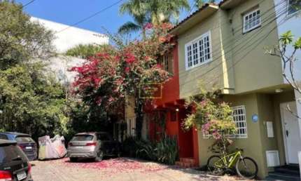Casa com 3 quartos à venda na Rua Gracindo de Sá, 57, Jardim Paulistano, São Paulo