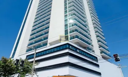 Conjunto comercial no coração da Chácara Santo Antônio, com 9 salas e 9 vagas de garagem.
