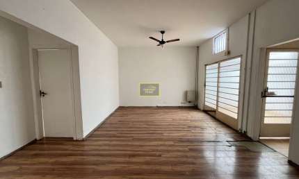 Casa comercial com 6 salas para alugar na Rua Luís Gama, 124, Cambuci, São Paulo