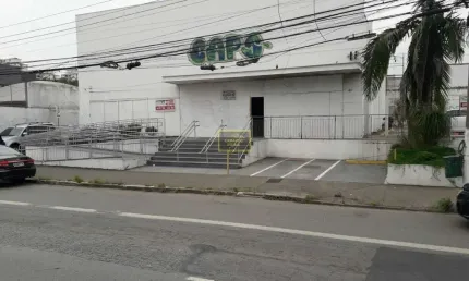 Imóvel Comercial Para Locação ou Venda No Jardim Peri Peri