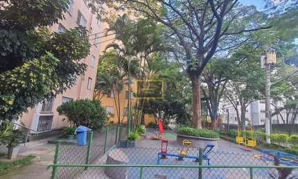 Apartamento com 02 dormitórios para venda no Campo Limpo
