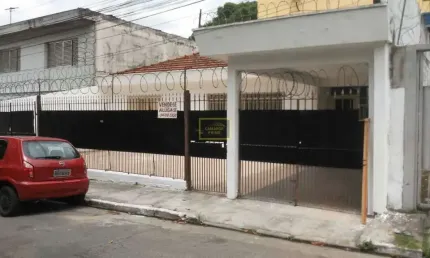 Casa comercial boa localização, ao lado do terminal do Campo Limpo ...