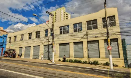 Galpão comercial totalmente reformado na região do tatuapé ótima localização.