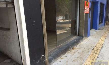 Casa comercial com 3 salas para alugar na Rua Mourato Coelho, 1206, Vila Madalena, São Paulo