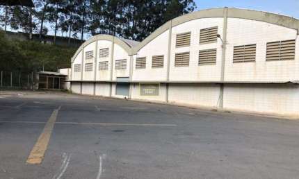 Barracão / Galpão / Depósito à venda na Estrada da Figueira, 250, Rio Abaixo, Itaquaquecetuba