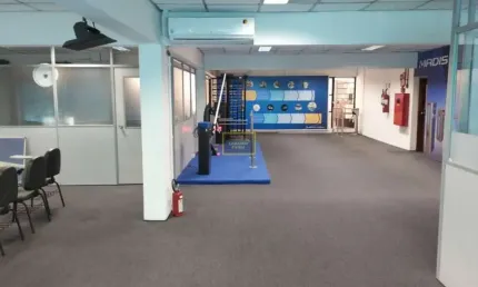 Casa comercial com 9 salas para alugar na Avenida Diógenes Ribeiro de Lima, 2346, Alto de Pinheiros, São Paulo