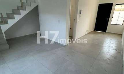 Casa Geminada com 1 suíte + 2 quartos, Santa Catarina - Joinville