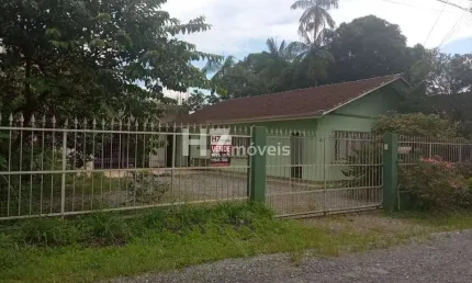 Casa com 2 quartos à venda no Saguaçu, Joinville 