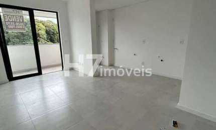 Apartamento com 1 suíte + 2 quartos, Floresta - Joinville