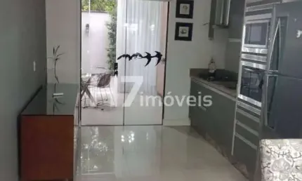 Casa com 2 quartos para alugar no Costa e Silva, Joinville 